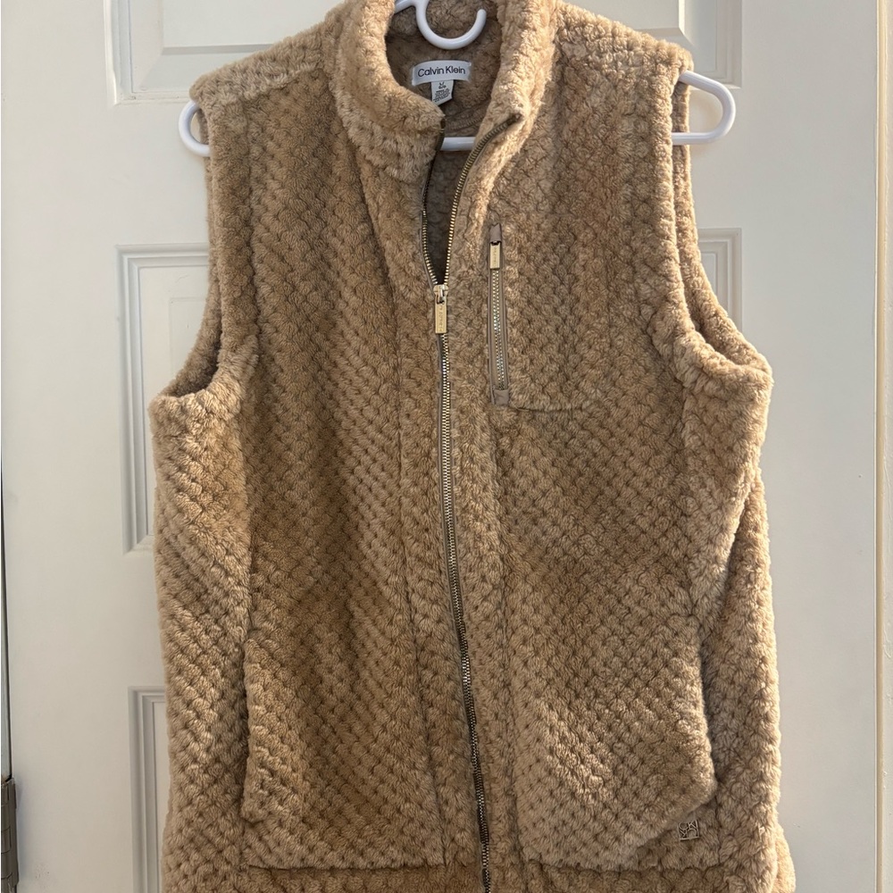 Calvin Klein Beige Teddy Bear 🧸 Vest